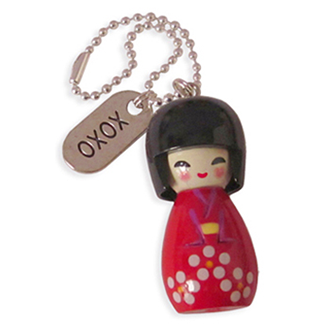 Sleutelhanger met rode geisha en xoxo hanger 